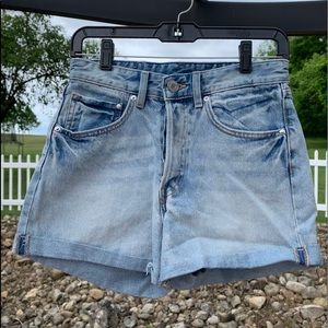 •H&M High Waist Denim Shorts•